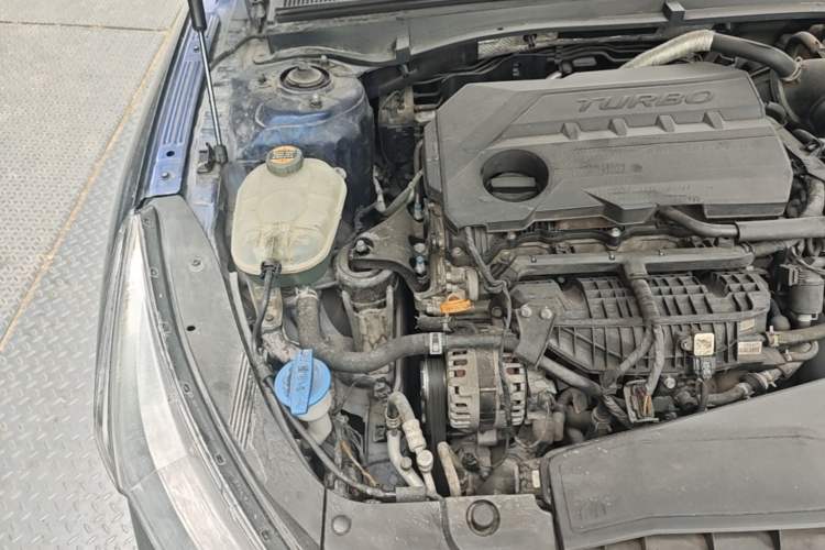 Used Kia K5 2020 380T GT-Line Flagship Edition Engine Bay Right