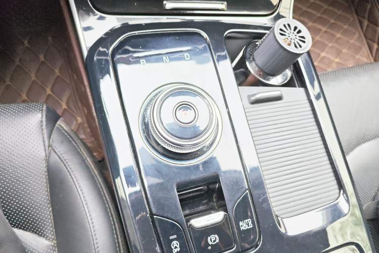 Used Kia K5 2020 380T GT-Line Flagship Edition Gear Lever