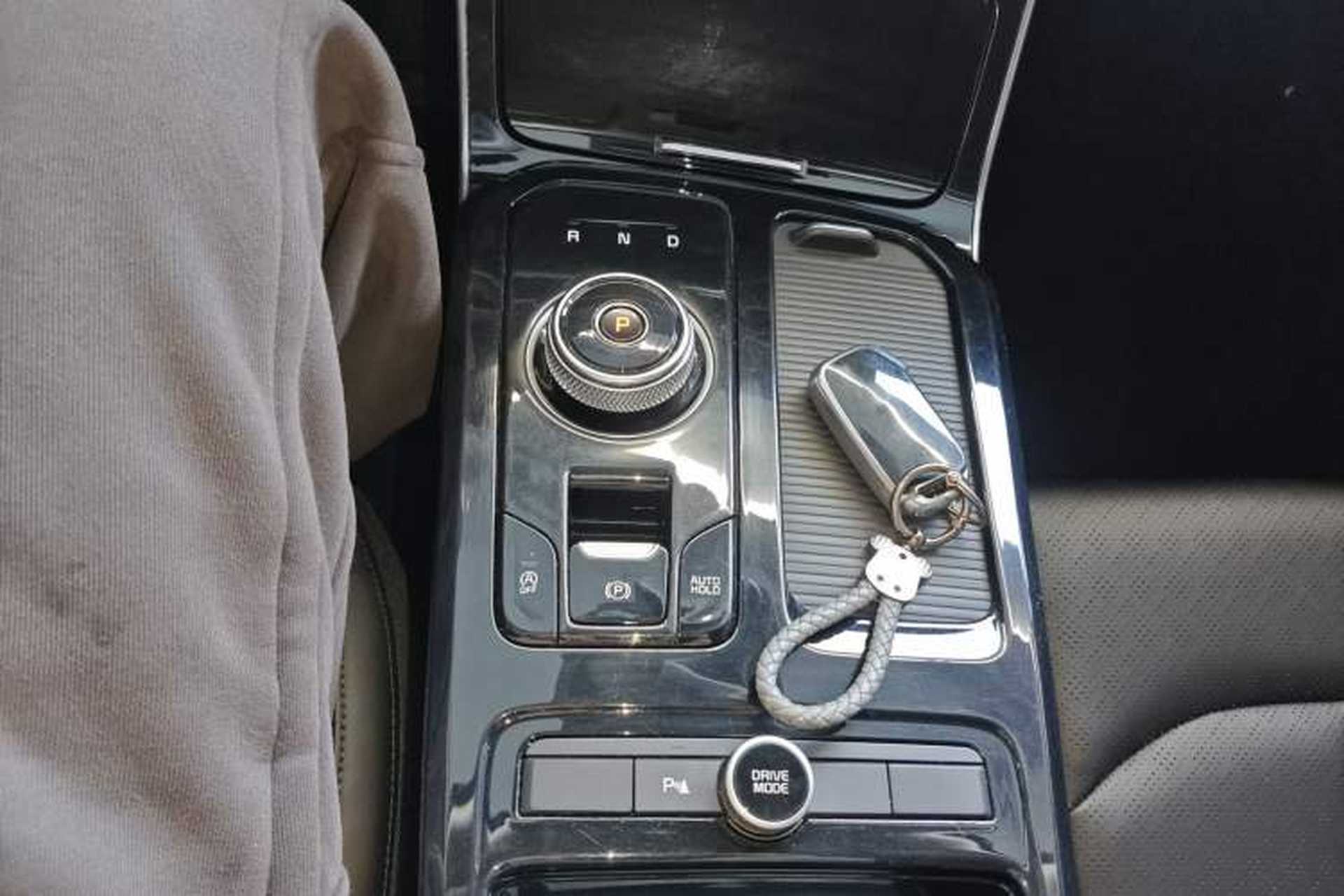 Used Kia K5 2020 270T CVVD Luxury Tech Edition Gear Lever