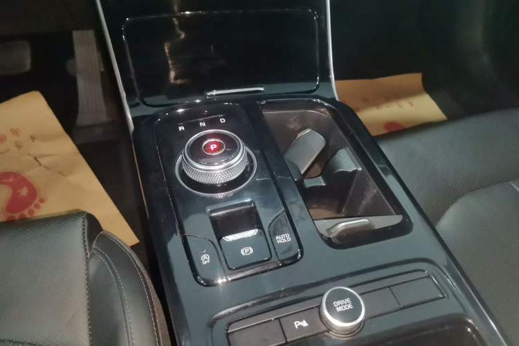 Used Kia K5 2020 380T GT-Line Prestige Tech Edition Gear Lever