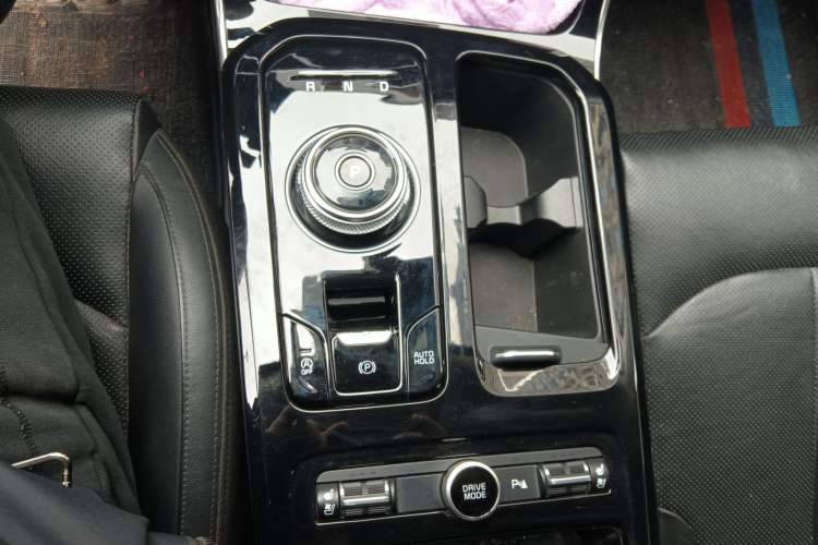 Used Kia K5 2020 380T GT-Line Prestige Tech Edition Gear Lever