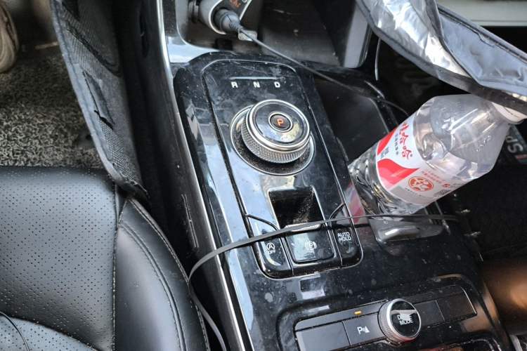 Used Kia K5 2020 270T CVVD Luxury Tech Edition Gear Lever