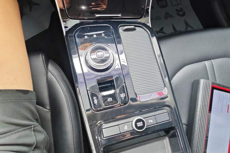 Used Kia K5 2020 270T CVVD Luxury Tech Edition Gear Lever