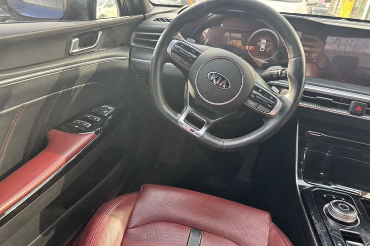 Used Kia K5 2020 380T GT-Line Premium Edition Interior 13
