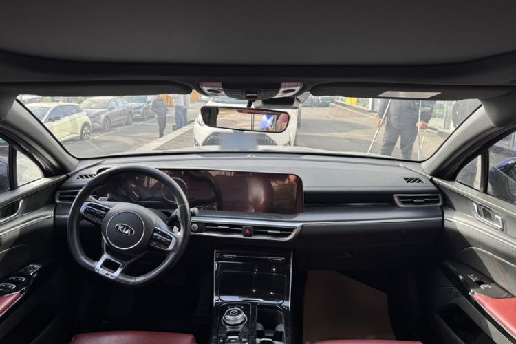 Used Kia K5 2020 380T GT-Line Premium Edition Interior 2