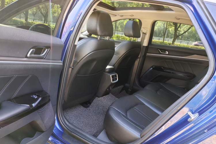 Used Kia K5 2020 380T GT-Line Prestige Tech Edition Interior 2