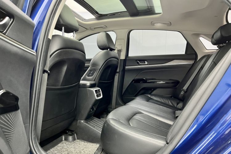 Used Kia K5 2020 270T CVVD Luxury Tech Edition Interior 7