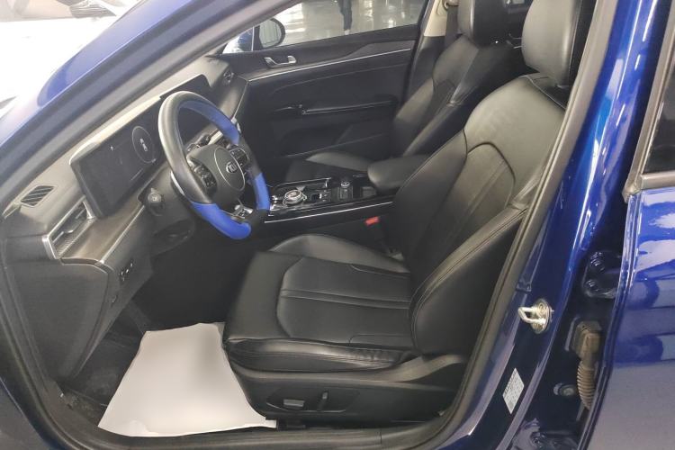 Used Kia K5 2020 270T CVVD Luxury Tech Edition Left Front Seat