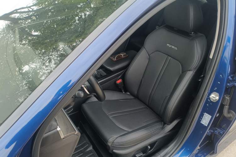 Used Kia K5 2020 380T GT-Line Prestige Tech Edition Left Front Seat