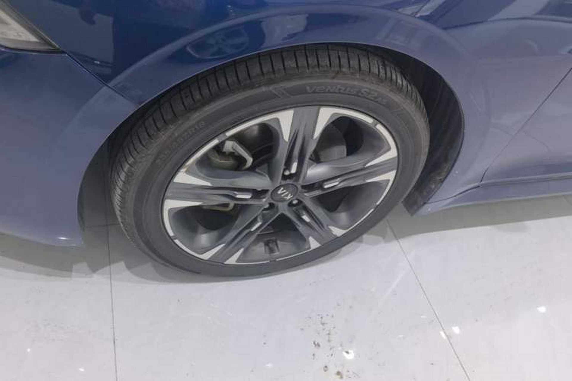 Used Kia K5 2020 380T GT-Line Prestige Tech Edition Left Front Wheel Hub
