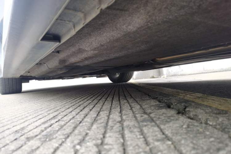 Used Kia K5 2020 270T CVVD Luxury Tech Edition Left Side Sill