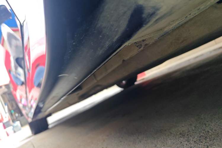 Used Kia K5 2020 270T CVVD Luxury Tech Edition Left Side Sill