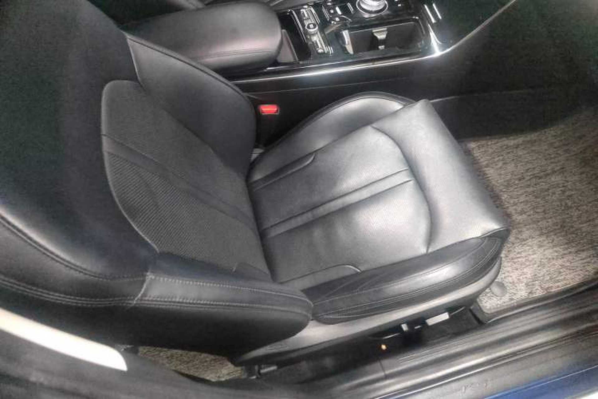 Used Kia K5 2020 270T CVVD Luxury Tech Edition Right Front Seat