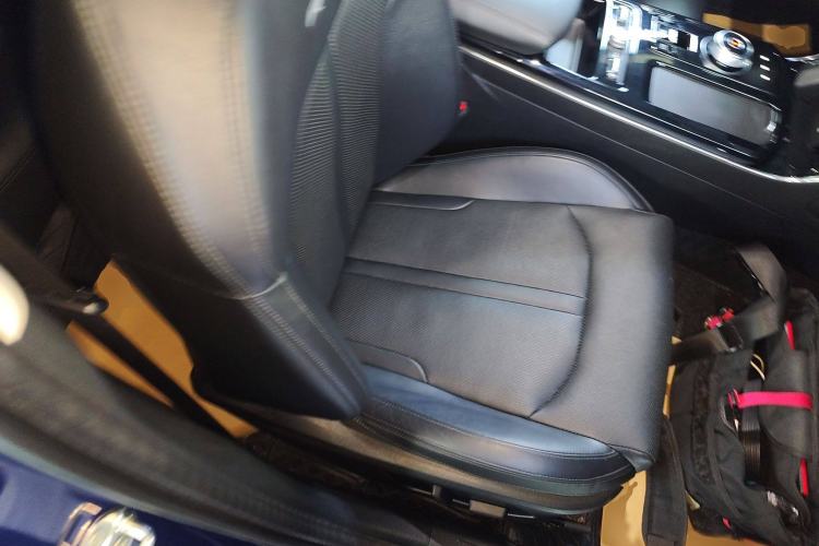 Used Kia K5 2020 380T GT-Line Flagship Edition Right Front Seat