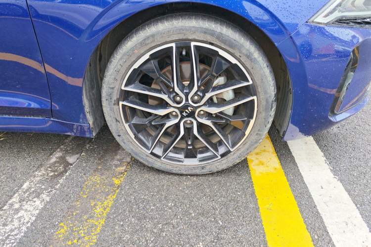 Used Kia K5 2020 380T GT-Line Flagship Edition Right Front Wheel Hub