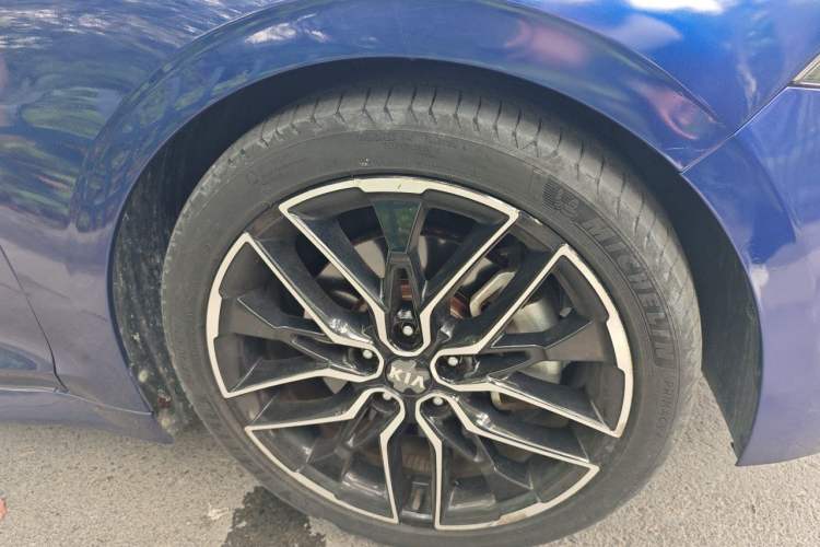 Used Kia K5 2020 380T GT-Line Flagship Edition Right Front Wheel Hub