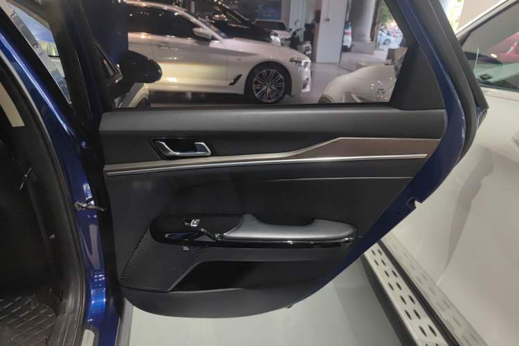Used Kia K5 2020 380T GT-Line Flagship Edition Right Rear Door Interior