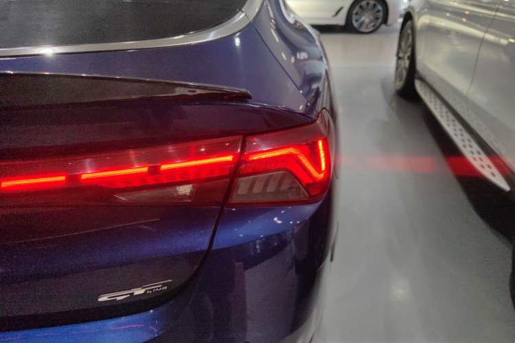 Used Kia K5 2020 380T GT-Line Flagship Edition Right Rear Taillight