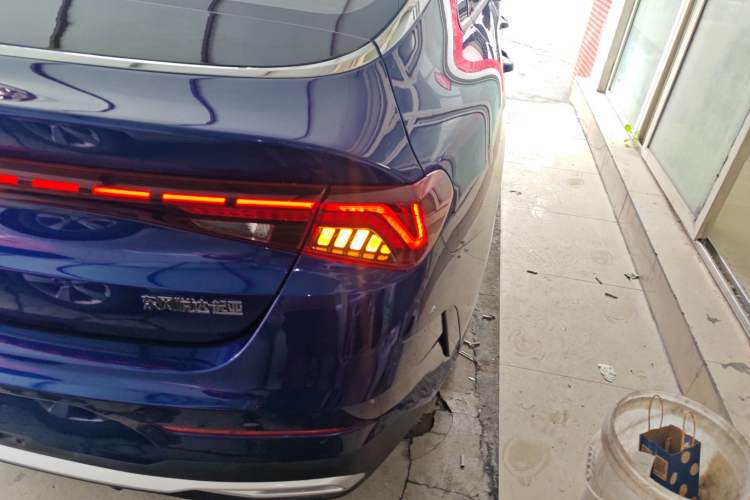 Used Kia K5 2020 270T CVVD Luxury Tech Edition Right Rear Taillight