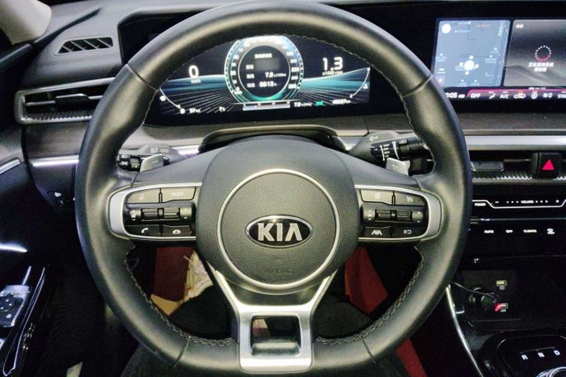 Used Kia K5 2020 270T CVVD Luxury Tech Edition Steering Wheel