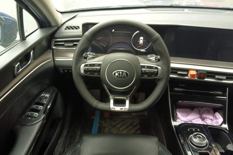 Used Kia K5 2020 380T GT-Line Prestige Tech Edition Steering Wheel