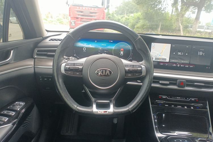 Used Kia K5 2020 380T GT-Line Prestige Tech Edition Steering Wheel
