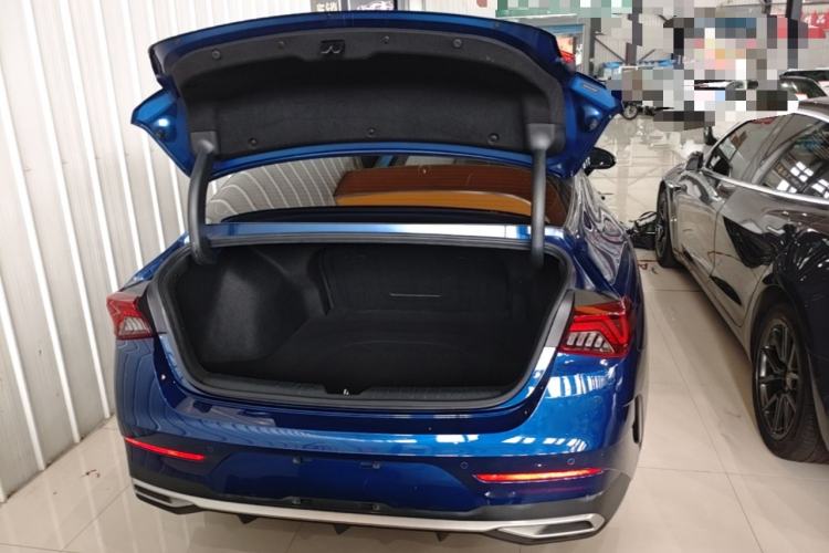 Used Kia K5 2020 270T CVVD Luxury Edition Trunk
