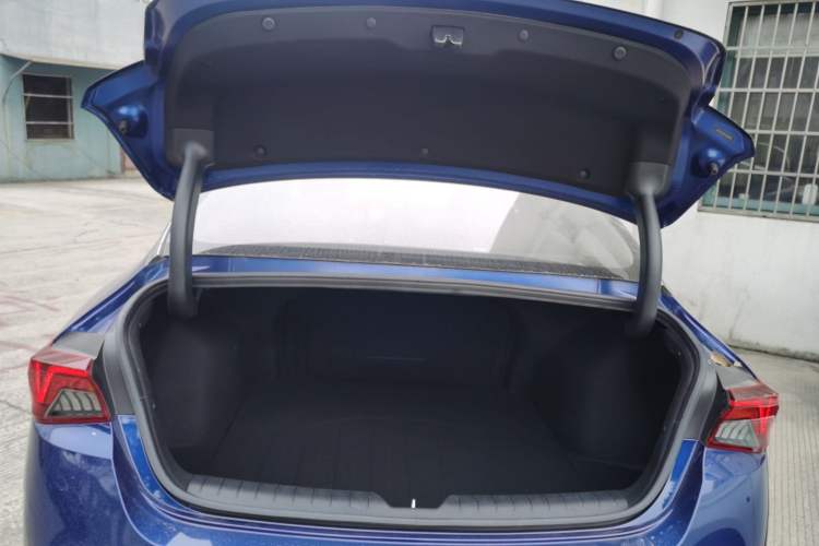 Used Kia K5 2020 270T CVVD Luxury Tech Edition Trunk