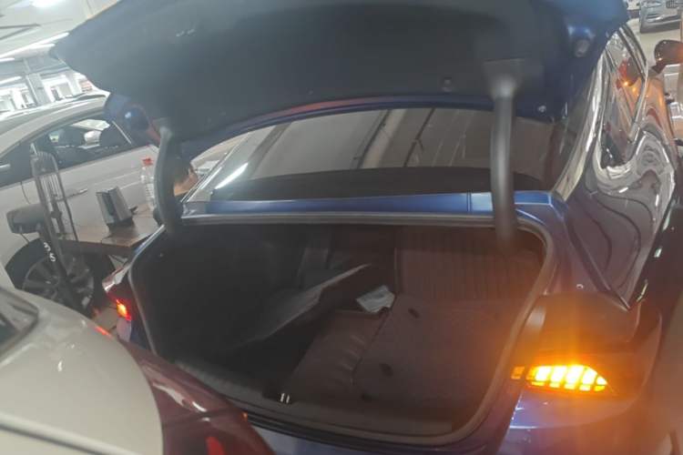 Used Kia K5 2020 380T GT-Line Prestige Tech Edition Trunk