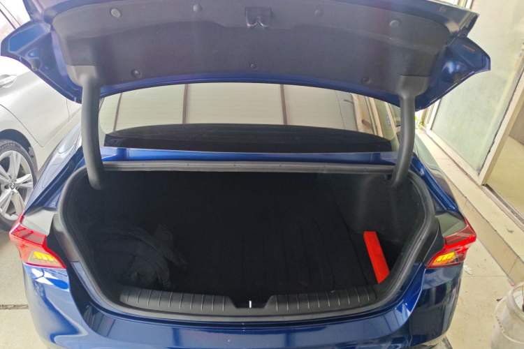 Used Kia K5 2020 270T CVVD Luxury Tech Edition Trunk