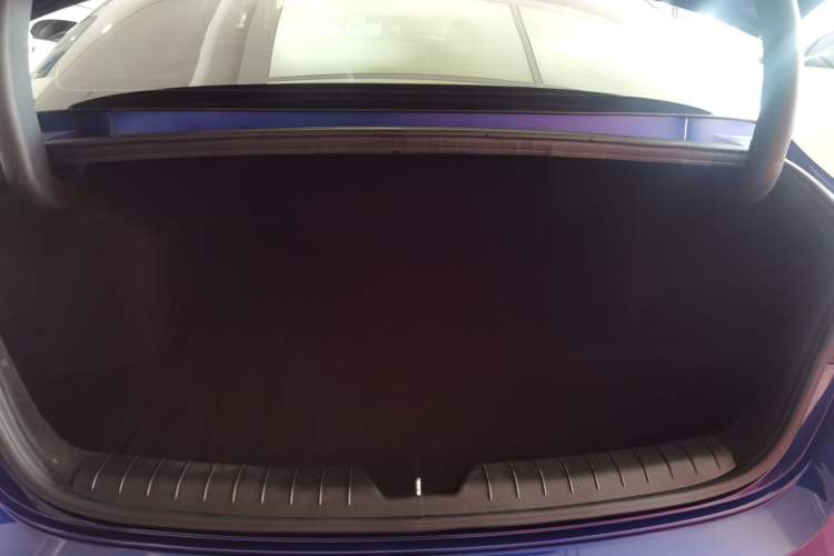 Used Kia K5 2020 270T CVVD Luxury Edition Trunk