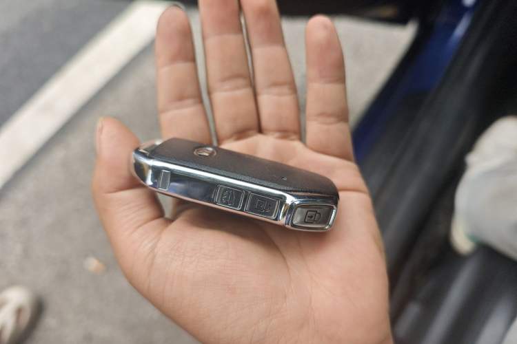 Used Kia K5 2020 270T CVVD Luxury Tech Edition Vehicle Key