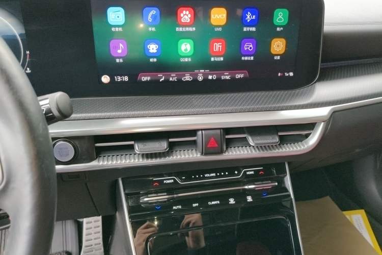 Used Kia K5 2020 380T GT-Line Flagship Edition Audio And AC Panel
