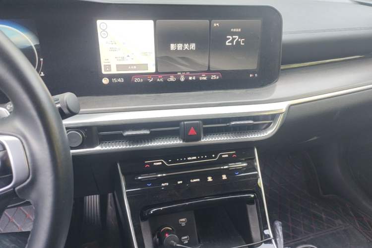 Used Kia K5 2020 380T GT-Line Prestige Tech Edition Audio And AC Panel