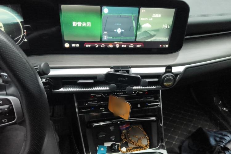 Used Kia K5 2020 270T CVVD Luxury Tech Edition Audio And AC Panel
