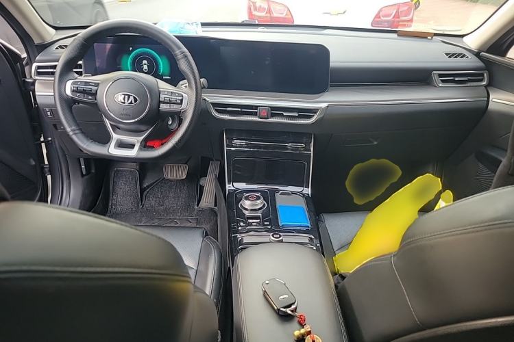 Used Kia K5 2020 270T CVVD Fashion Edition Center Console