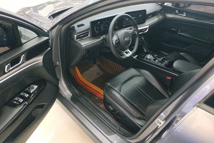 Used Kia K5 2020 270T CVVD Luxury Edition Driver Seat