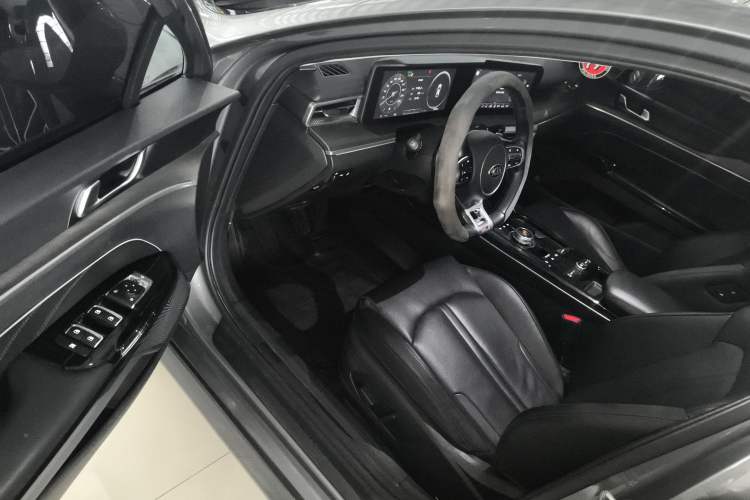 Used Kia K5 2020 380T GT-Line Prestige Tech Edition Driver Seat