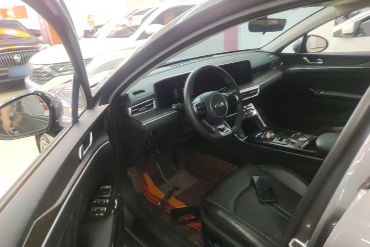Used Kia K5 2020 270T CVVD Luxury Edition Driver Seat