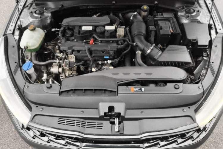 Used Kia K5 2020 270T CVVD Luxury Tech Edition Engine Bay