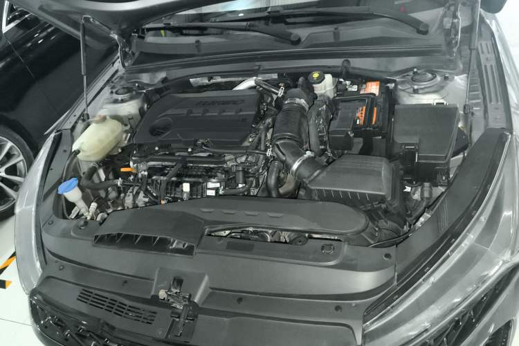 Used Kia K5 2020 380T GT-Line Prestige Tech Edition Engine Bay