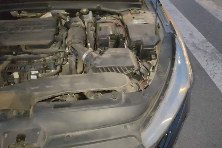Used Kia K5 2020 380T GT-Line Flagship Edition Engine Bay Left