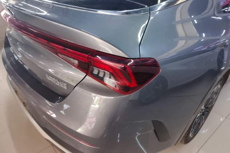 Used Kia K5 2020 270T CVVD Luxury Tech Edition Exterior 3