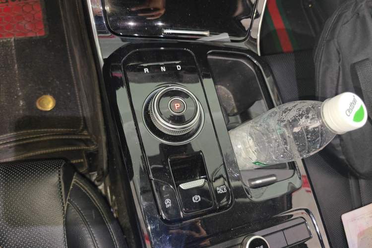 Used Kia K5 2020 380T GT-Line Premium Edition Gear Lever