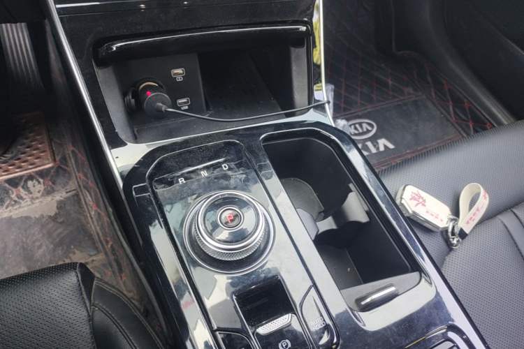 Used Kia K5 2020 380T GT-Line Prestige Tech Edition Gear Lever