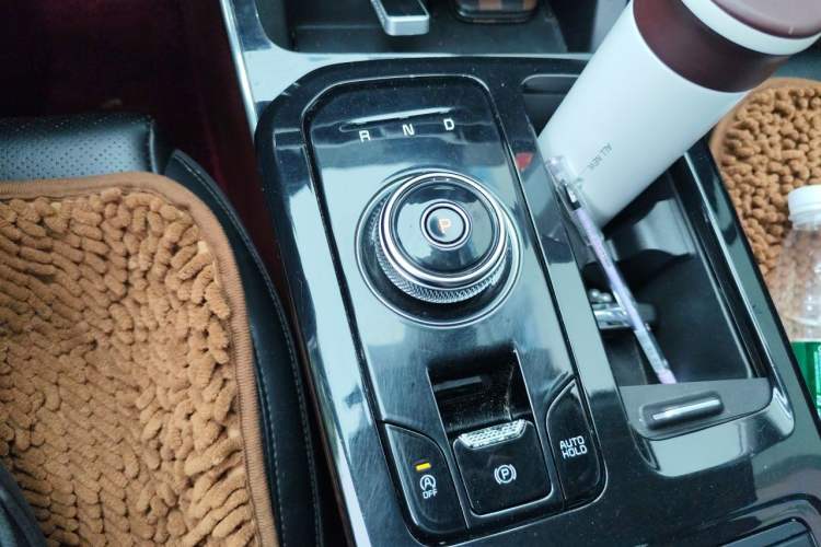 Used Kia K5 2020 270T CVVD Luxury Edition Gear Lever