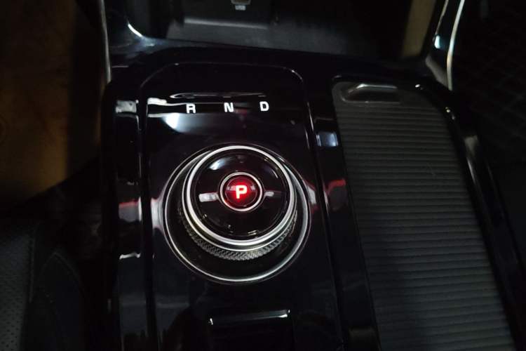 Used Kia K5 2020 380T GT-Line Flagship Edition Gear Lever