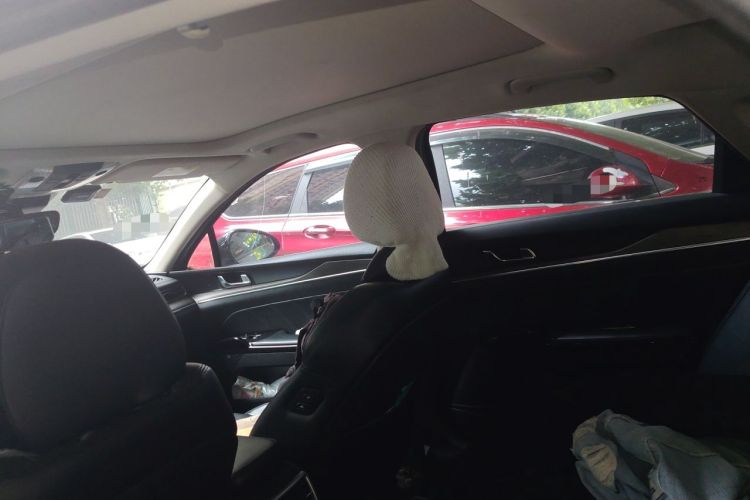 Used Kia K5 2020 380T GT-Line Flagship Edition Headliner
