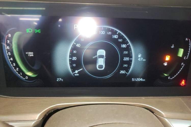 Used Kia K5 2020 270T CVVD Luxury Edition Instrument Cluster
