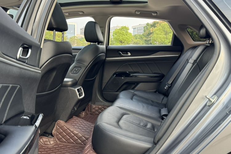 Used Kia K5 2020 380T GT-Line Flagship Edition Interior 8
